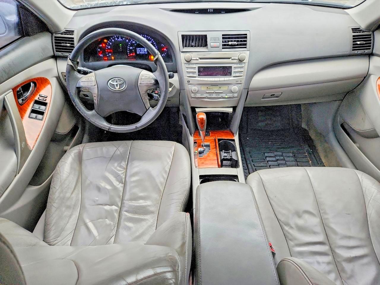 Toyota Camry Xle
