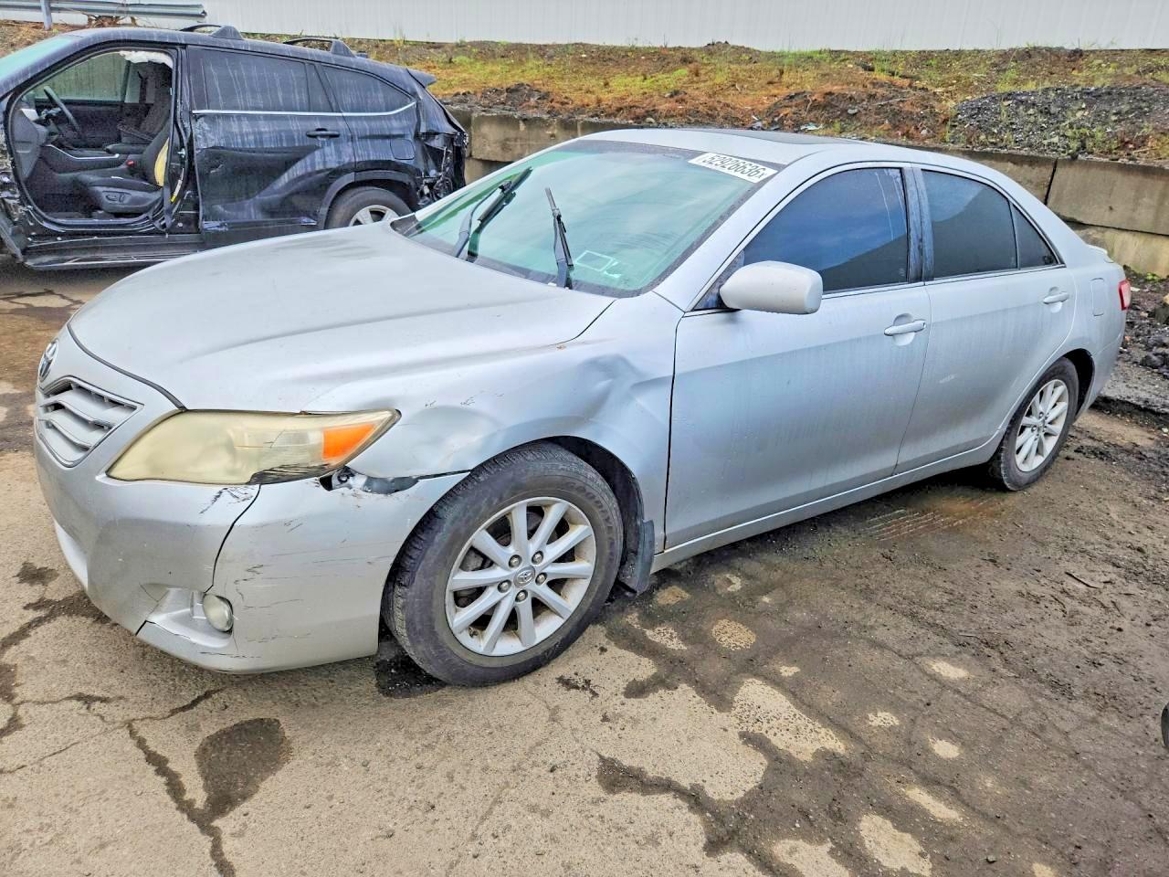 Salvage Toyota Camry Image