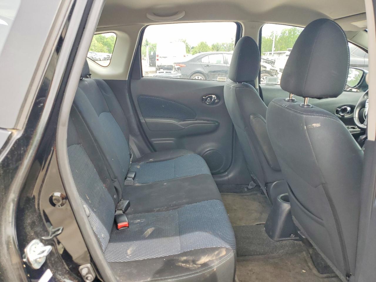 Nissan Versa Sv
