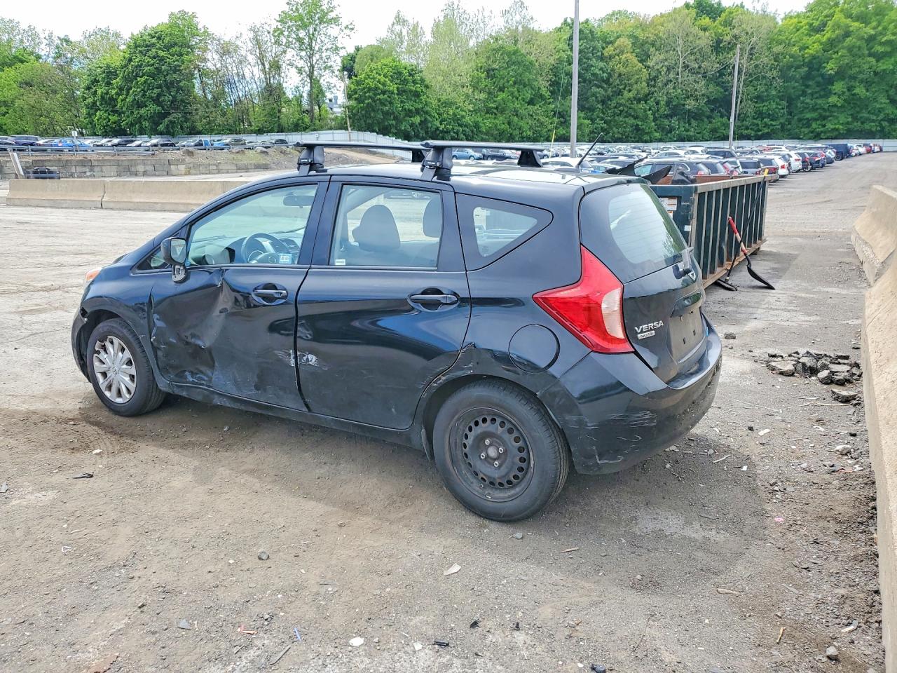 Nissan Versa Sv