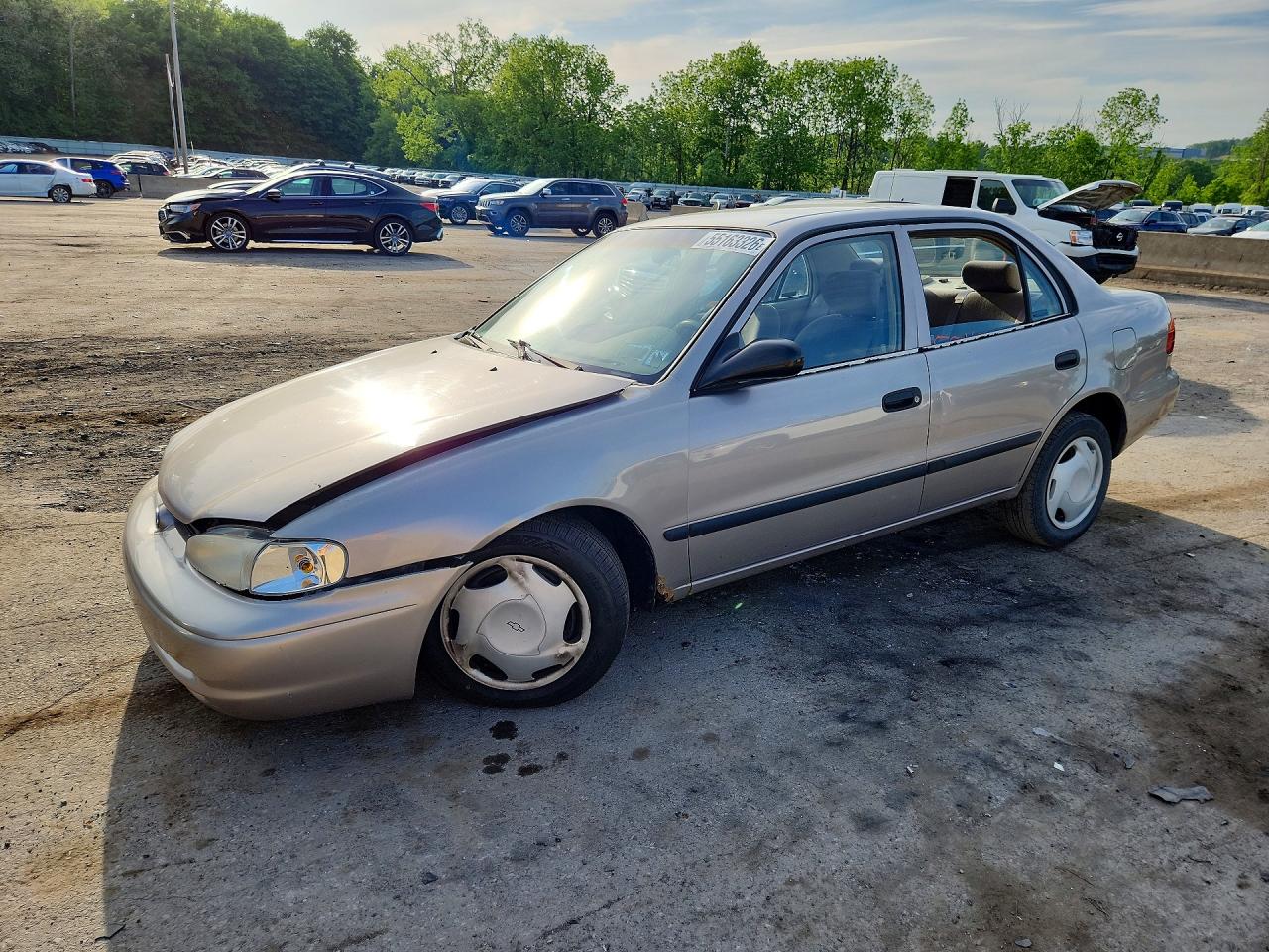 Salvage Chevrolet Prizm Image