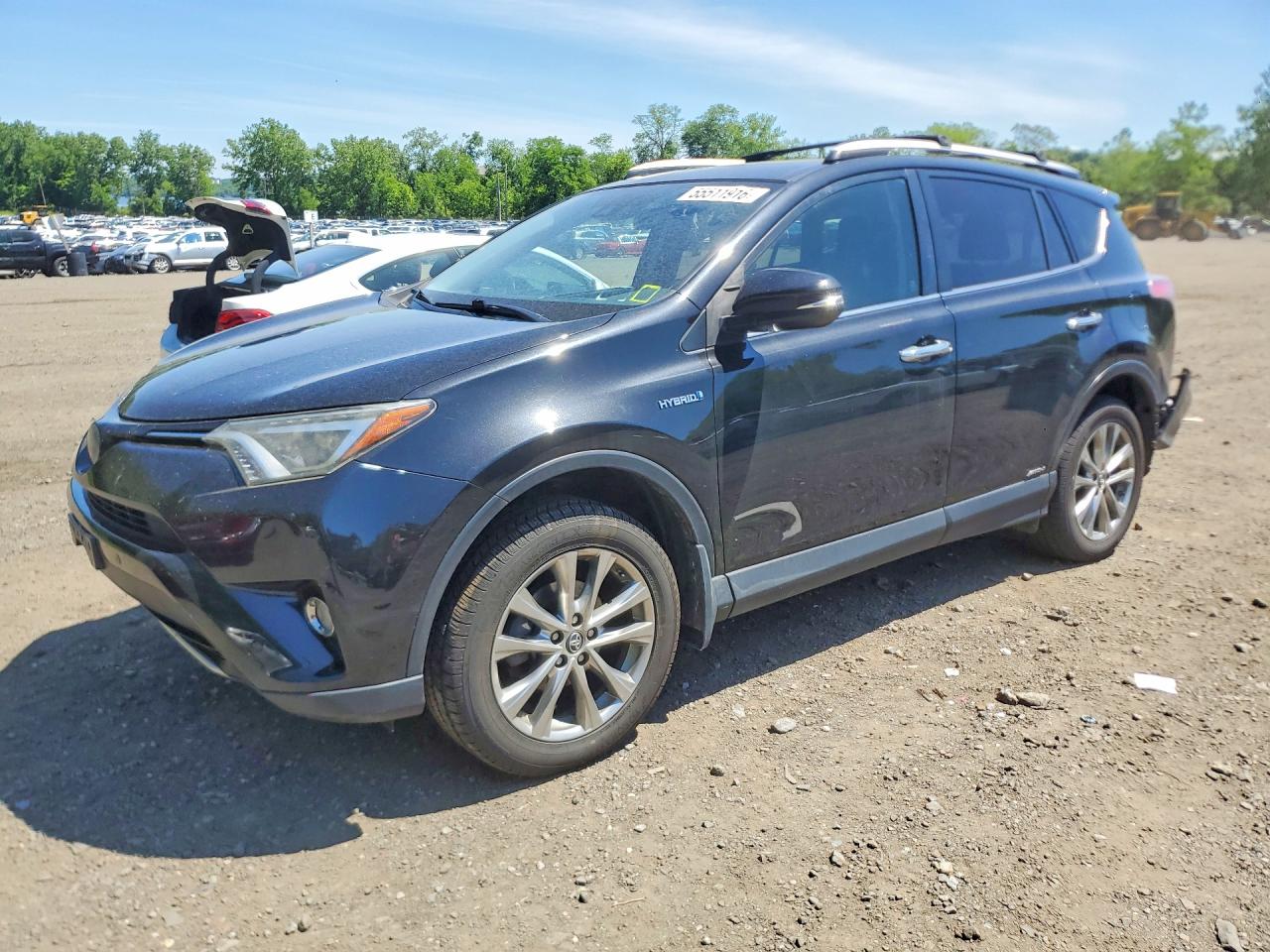 Salvage Toyota RAV4 Image