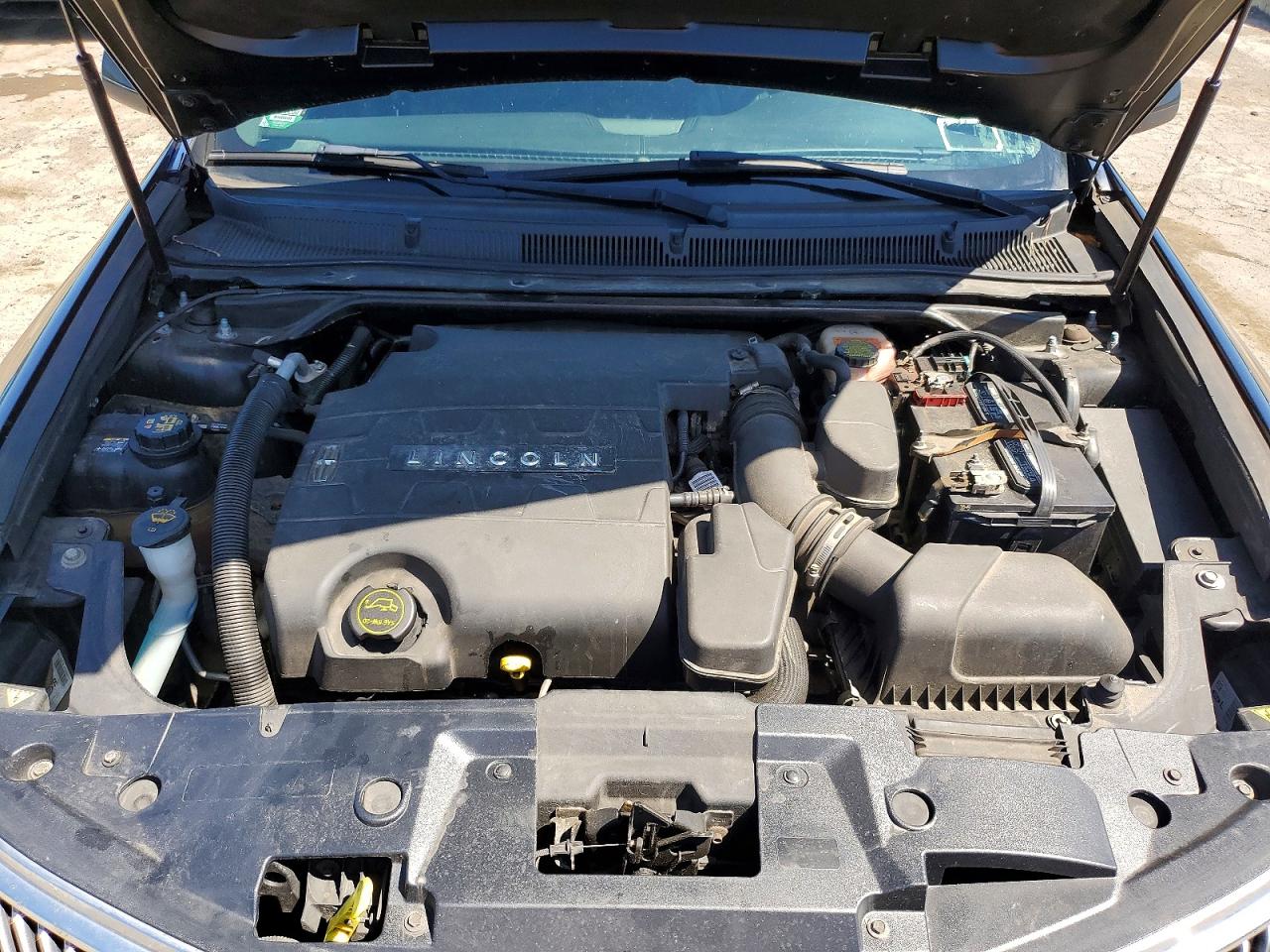 Lincoln MKS