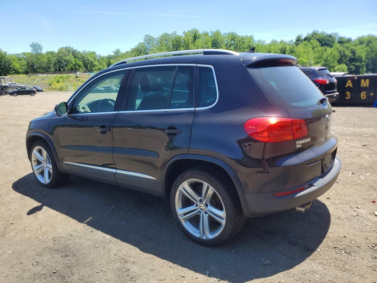 Volkswagen Tiguan S