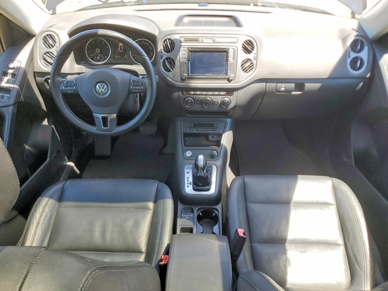 Volkswagen Tiguan S