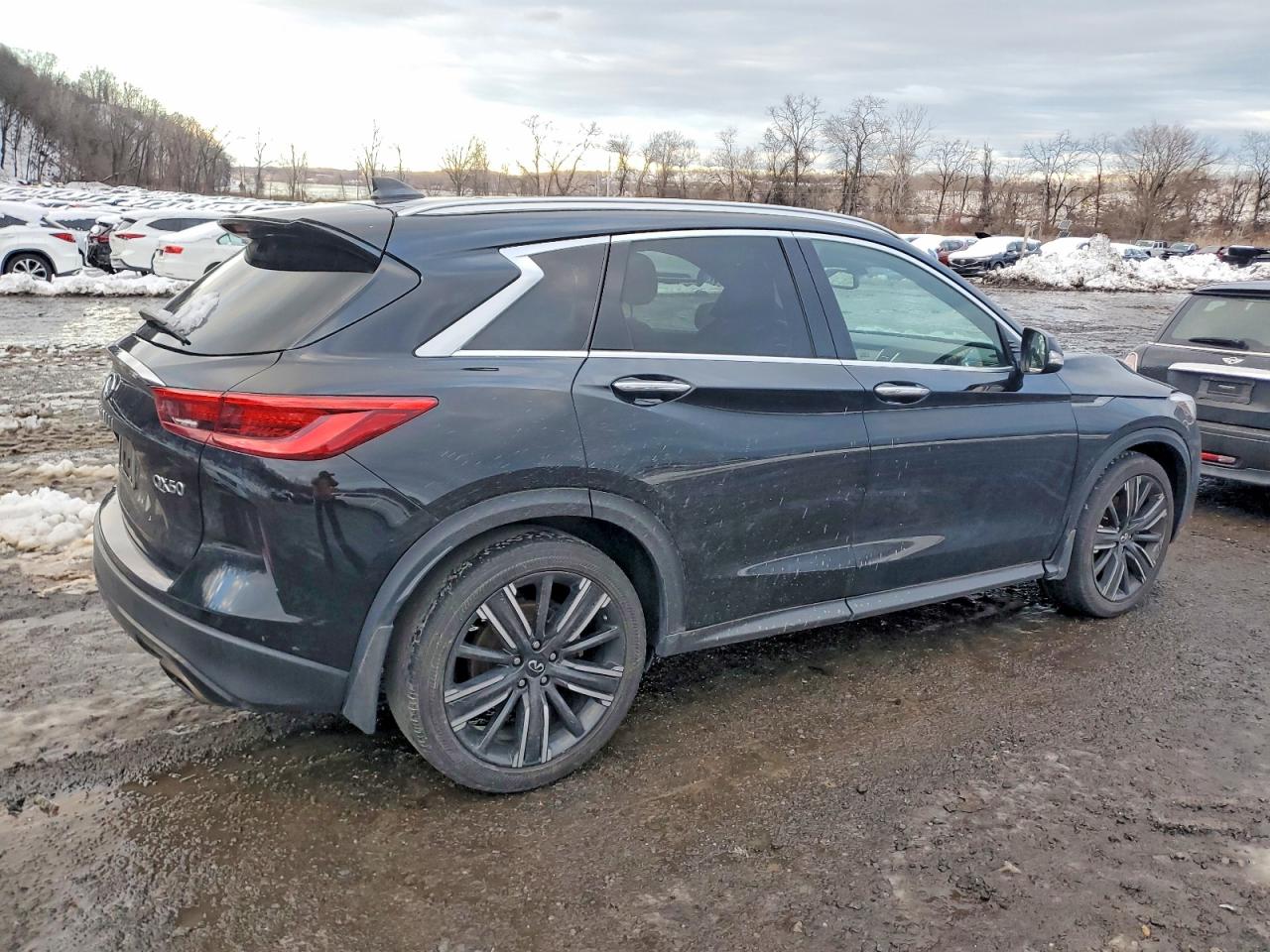 INFINITI Qx Luxe