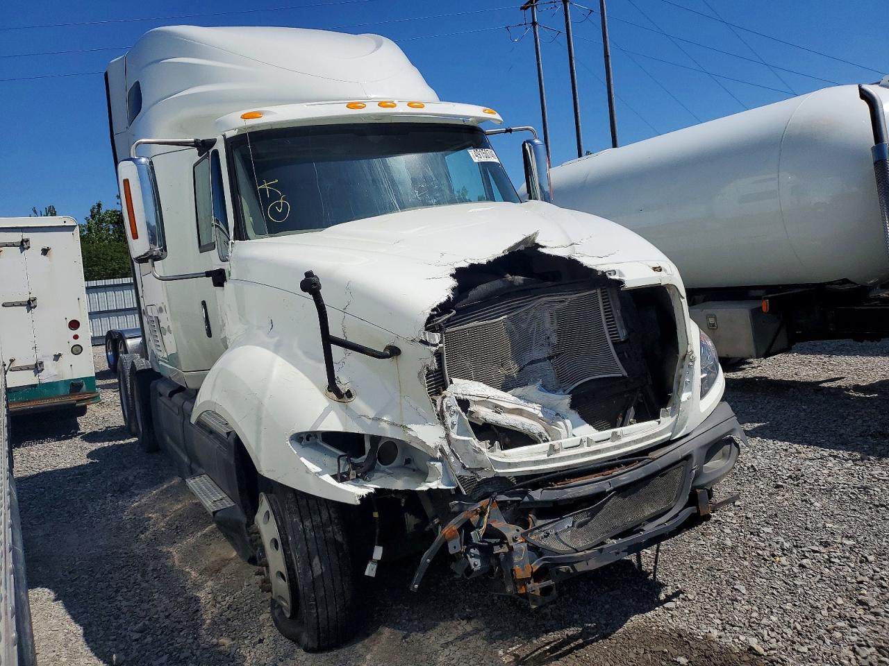 Salvage International Prostar Image