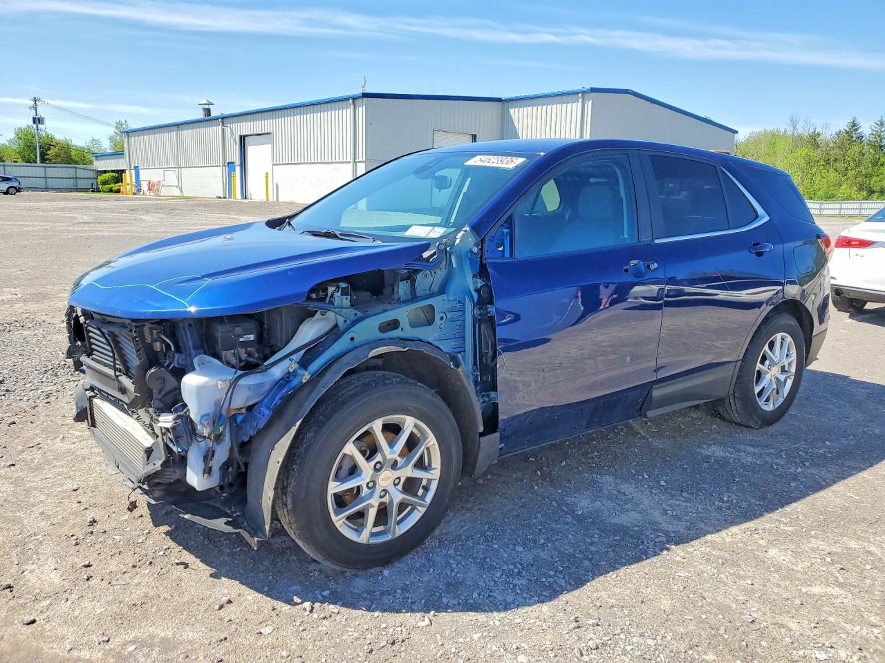 Salvage Chevrolet Equinox Image
