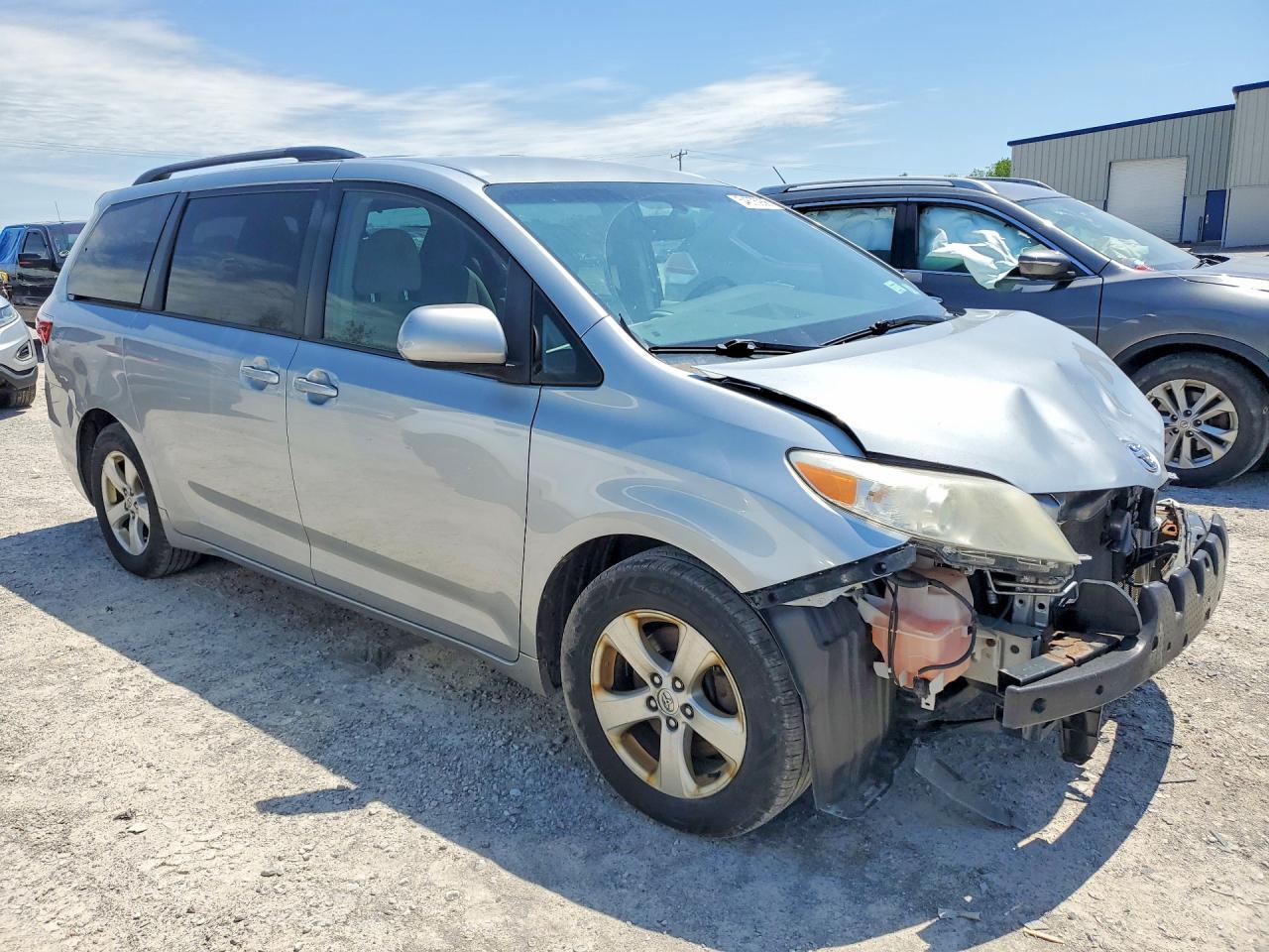 Toyota Sienna Le