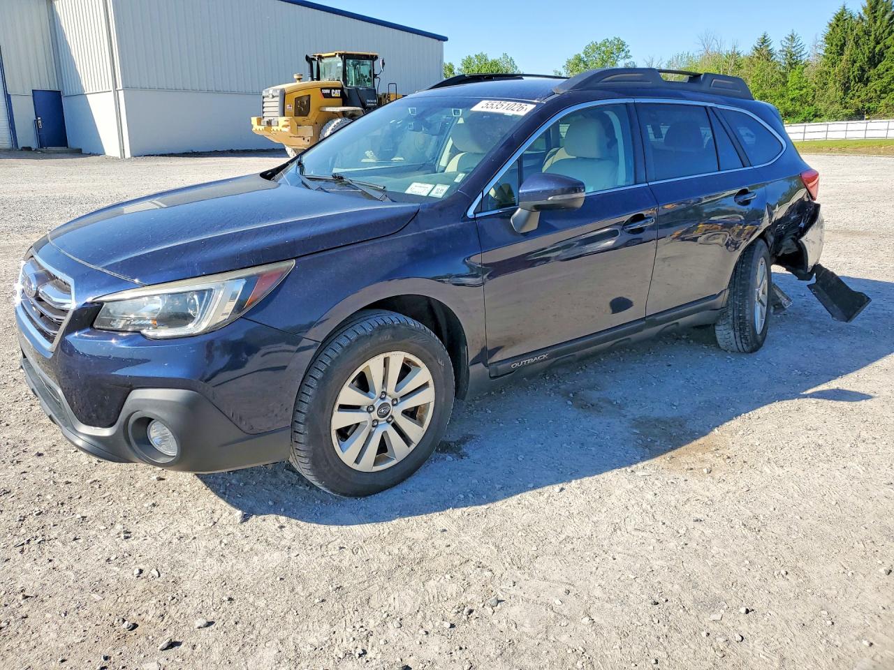 Salvage Subaru Outback Image