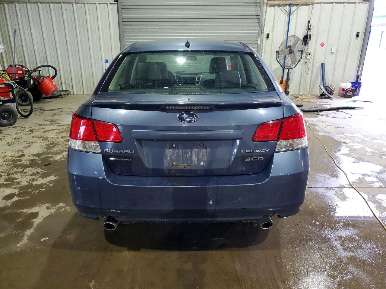 Subaru Legacy 3.6r Limited