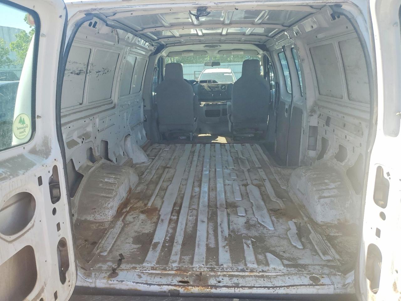 Ford Econoline E250 Van