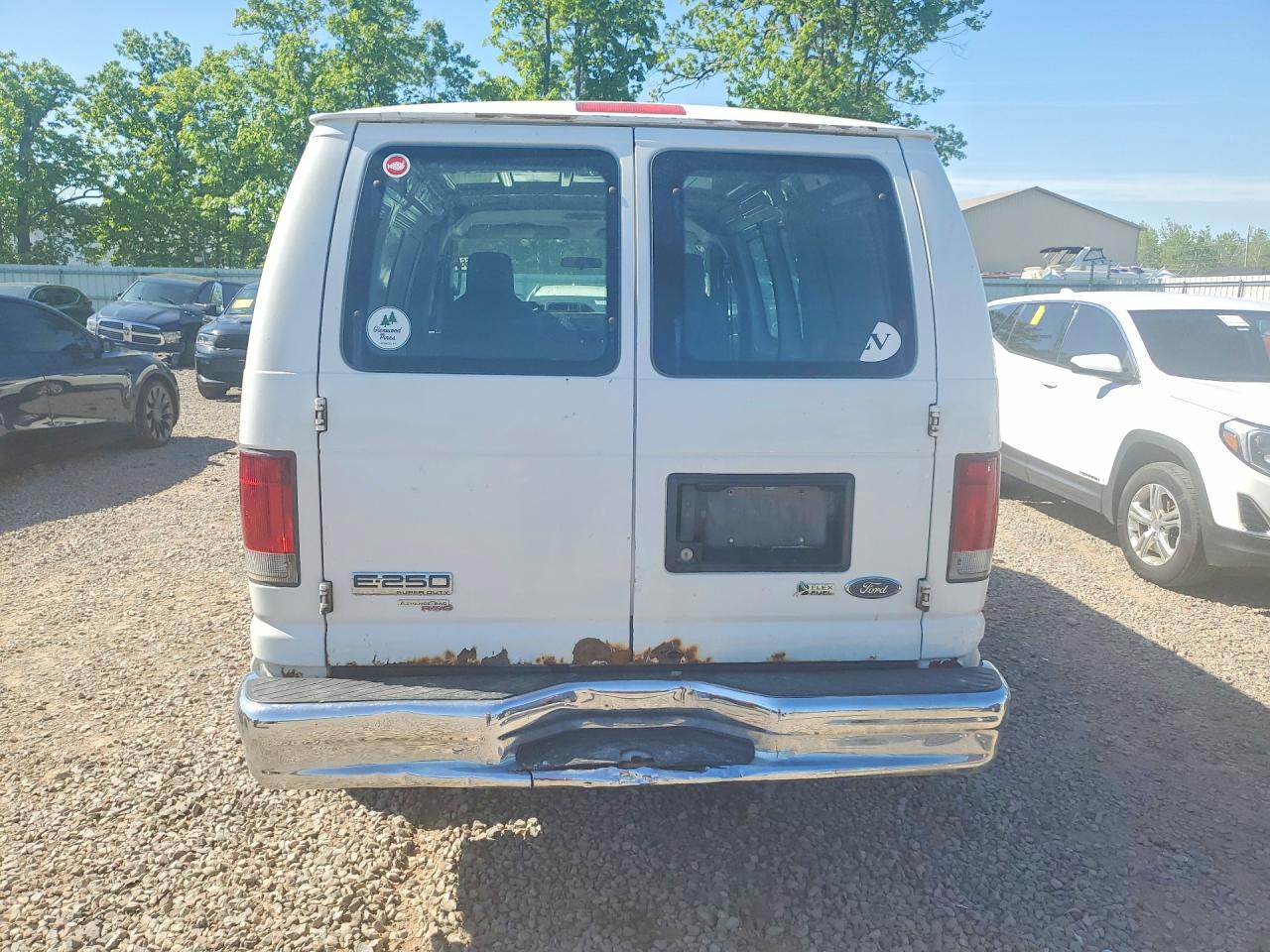 Ford Econoline E250 Van