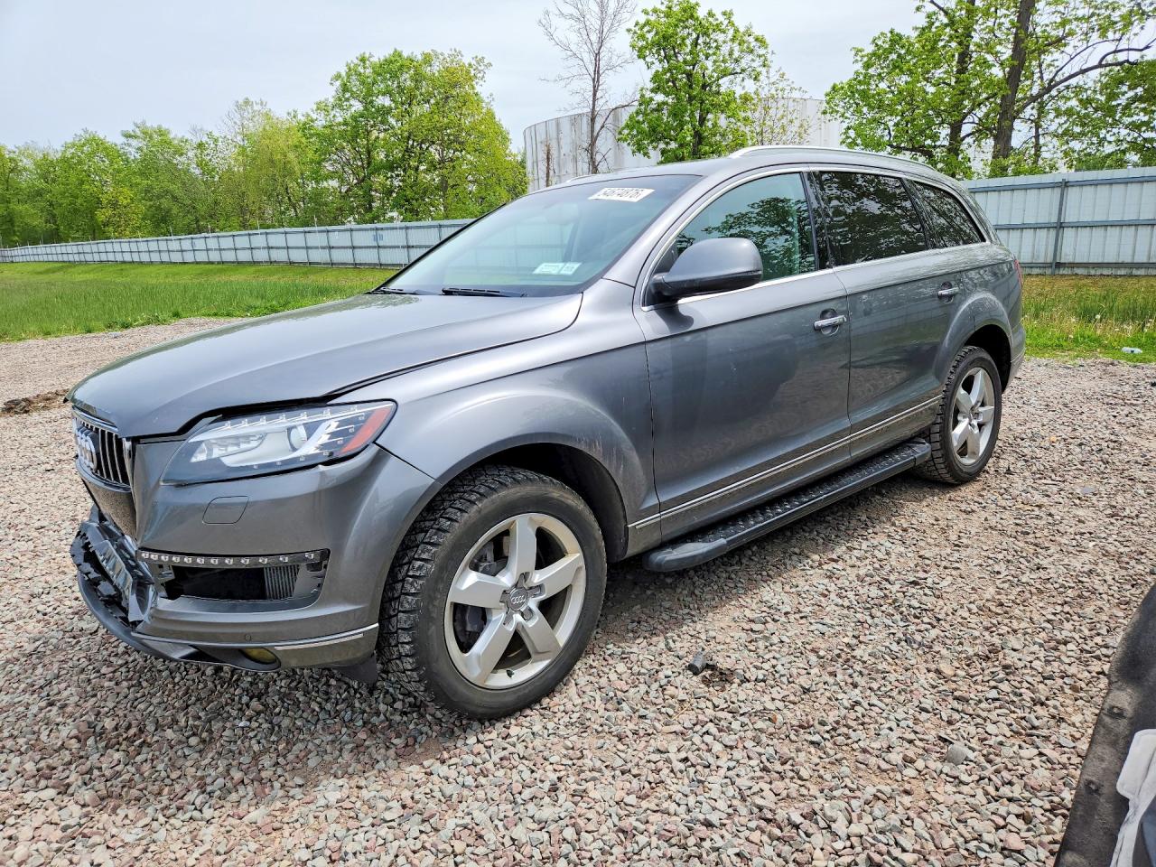 Salvage Audi Q7 Image
