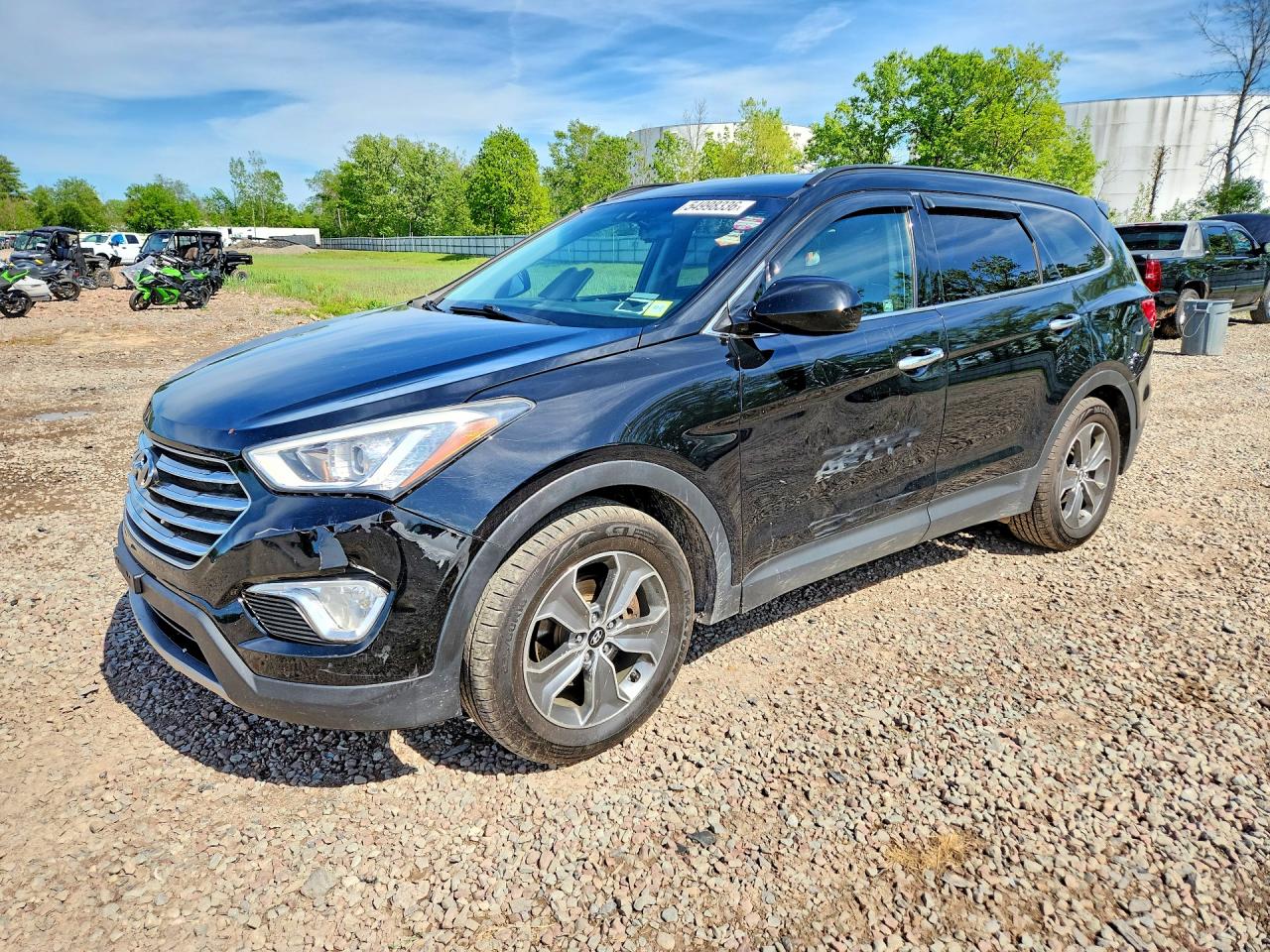 Salvage Hyundai SANTA FE Image