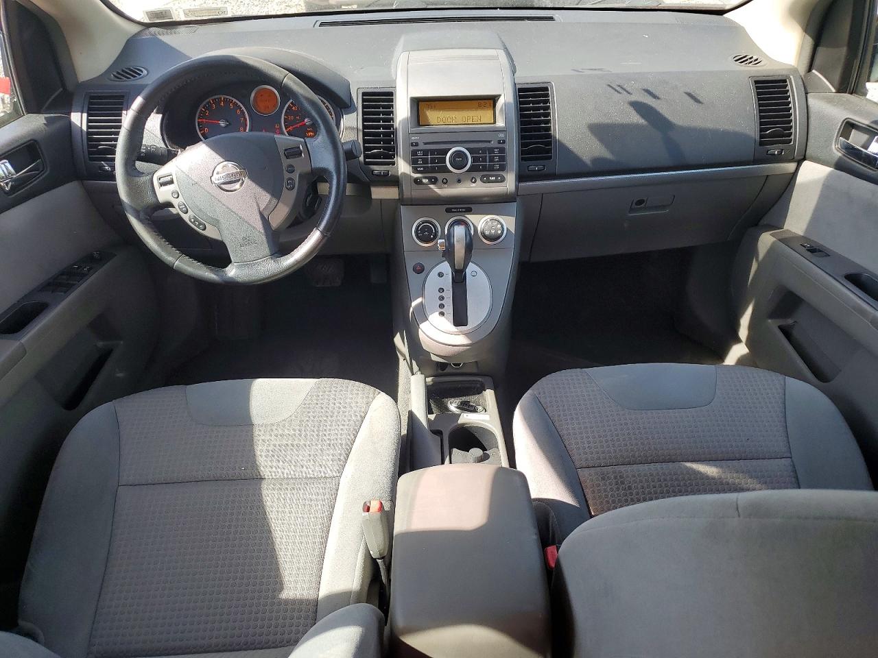 Nissan Sentra 2.0