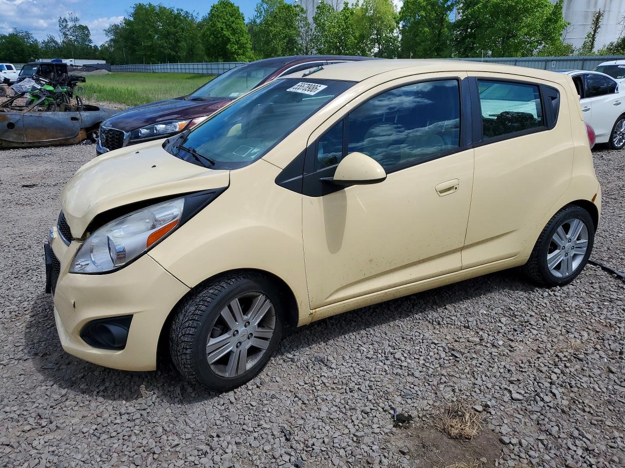 Salvage Chevrolet Spark Image