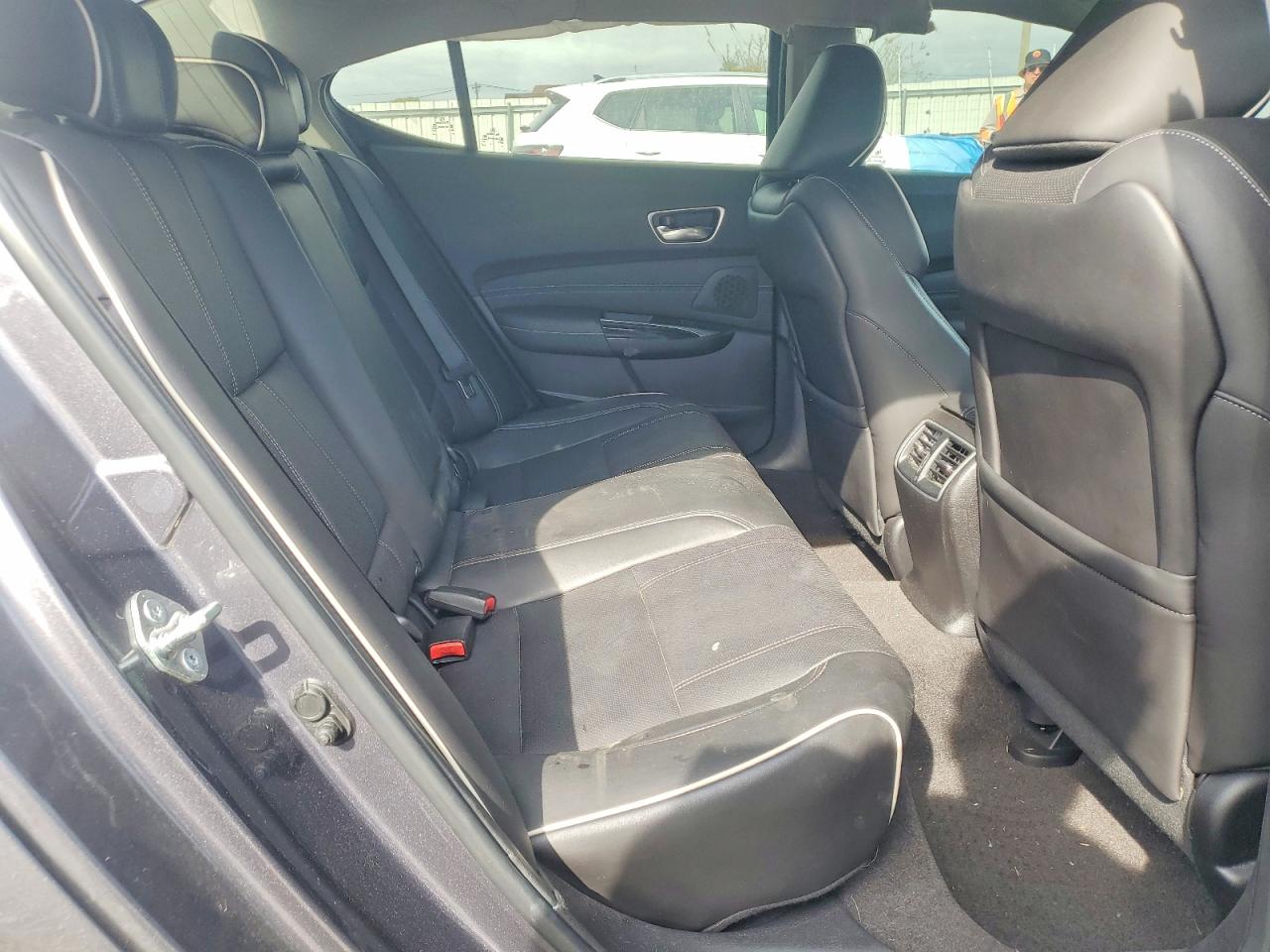 Acura TLX Technology