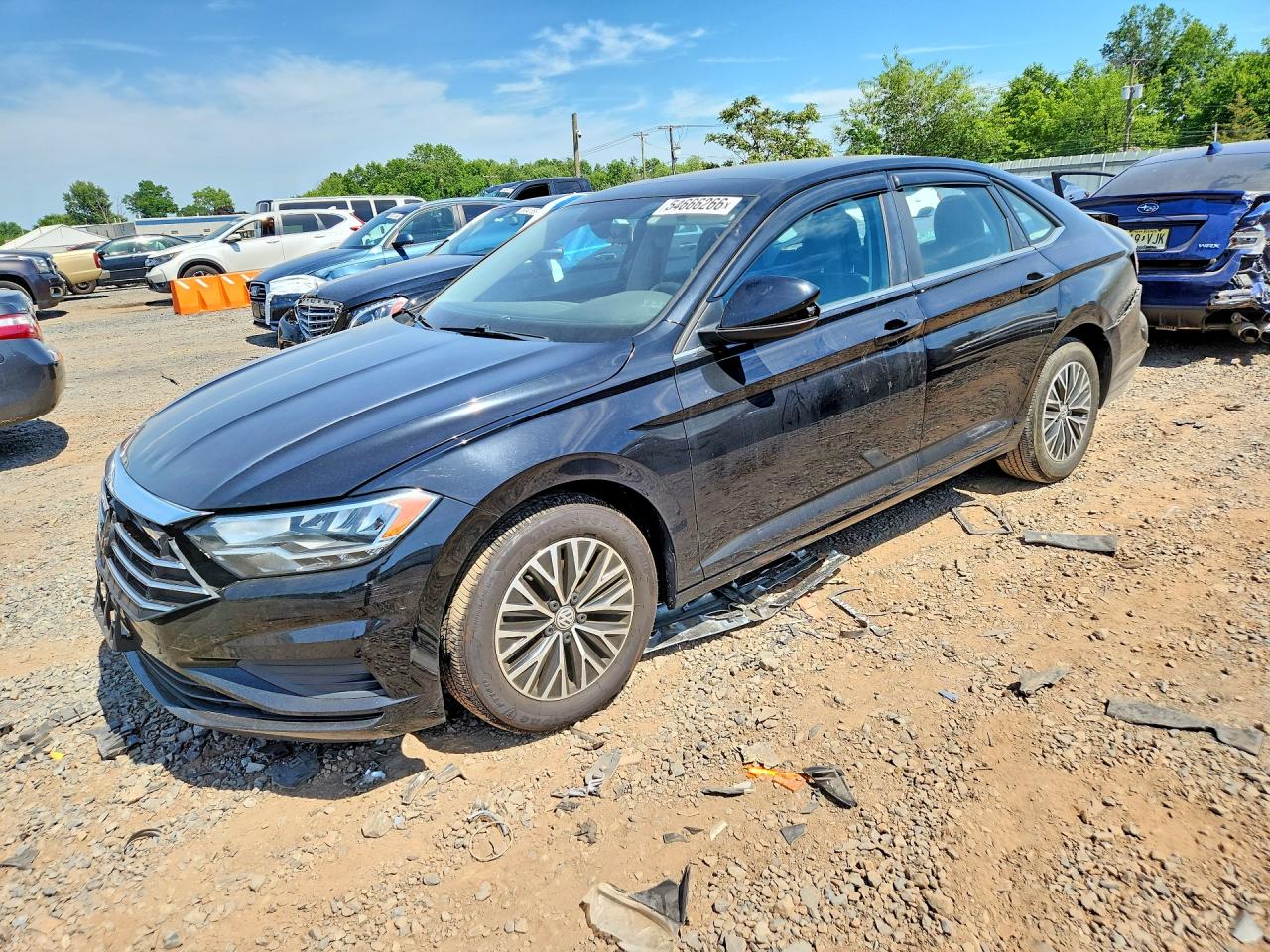 Salvage Volkswagen Jetta Image