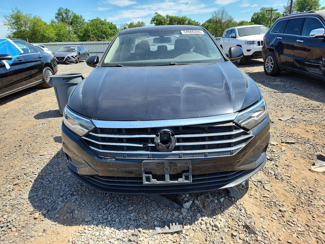 Volkswagen Jetta S