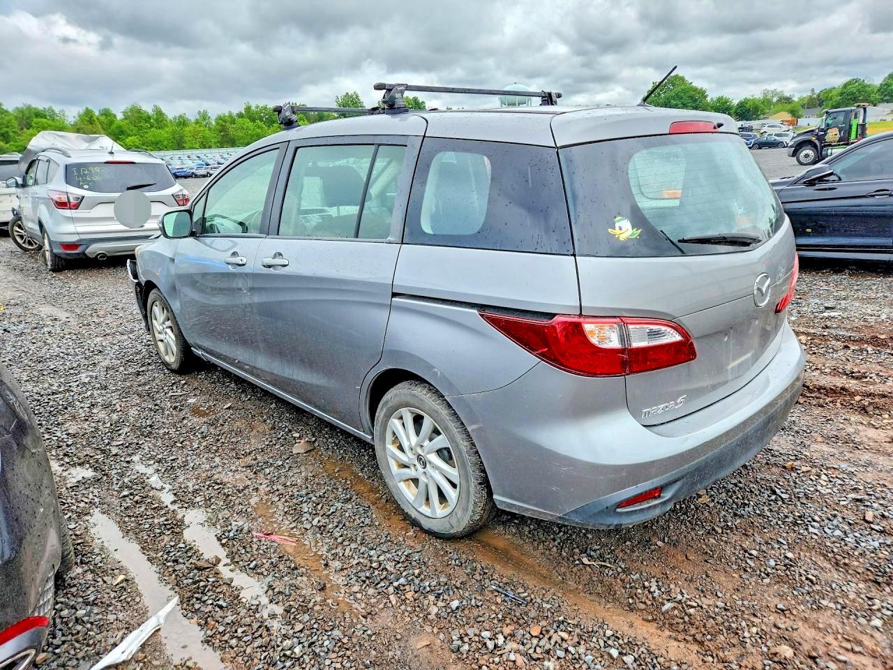 Mazda 5