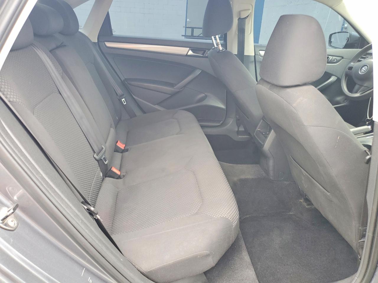 Volkswagen Passat S