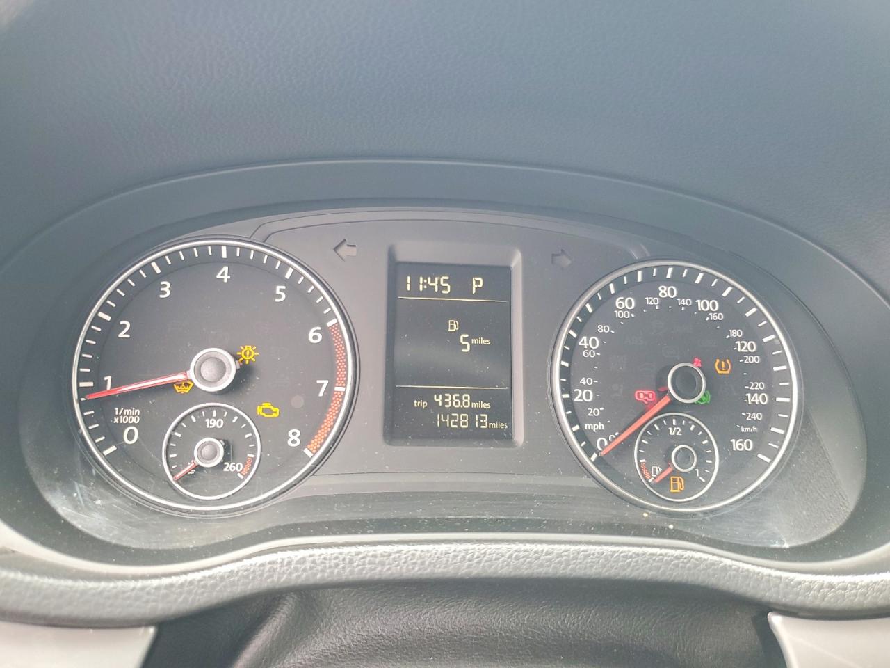 Volkswagen Passat S