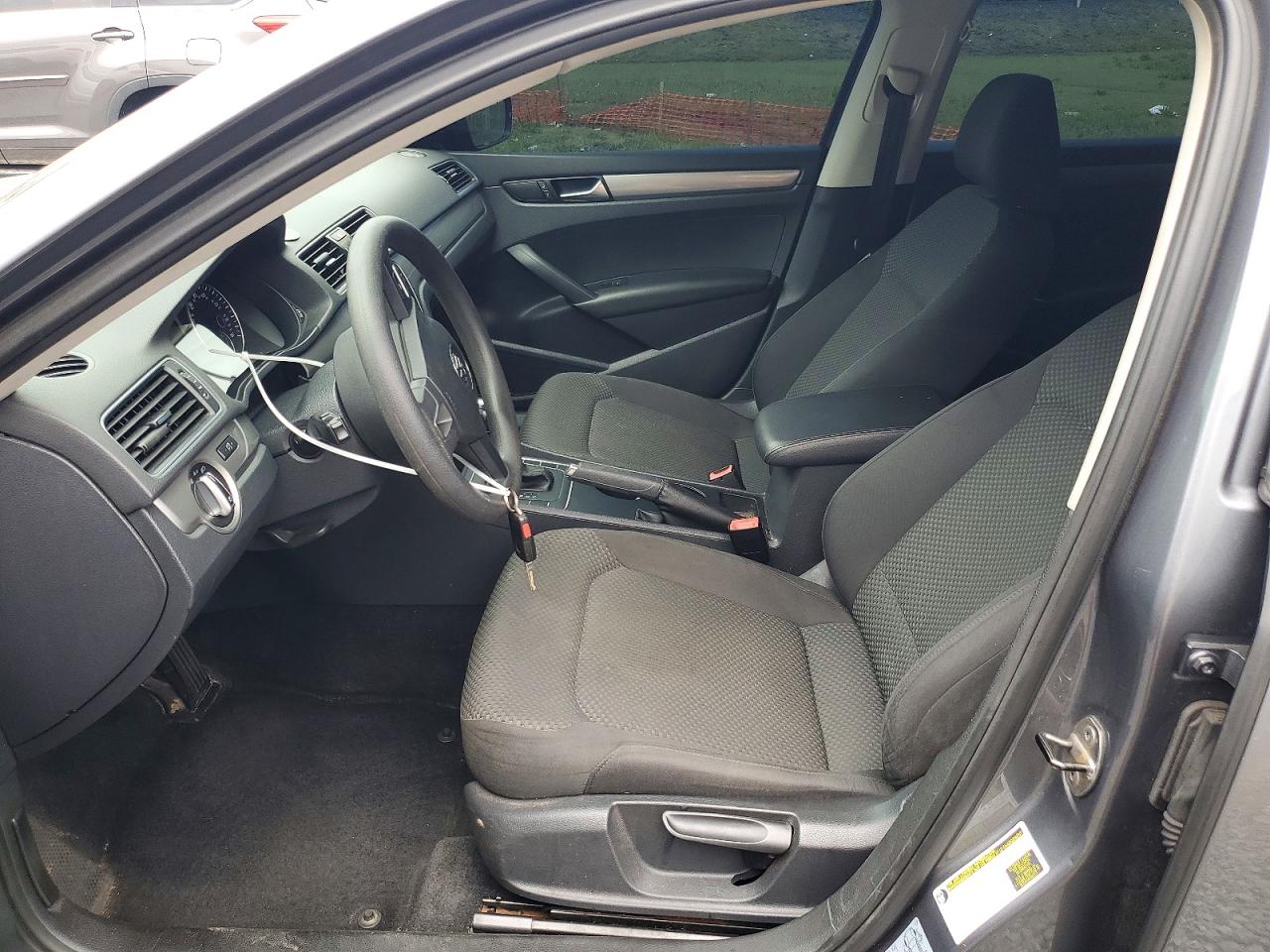 Volkswagen Passat S