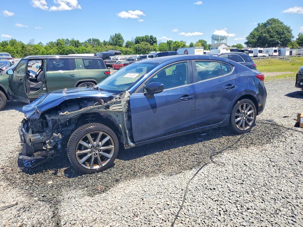 Salvage Mazda 3 Image