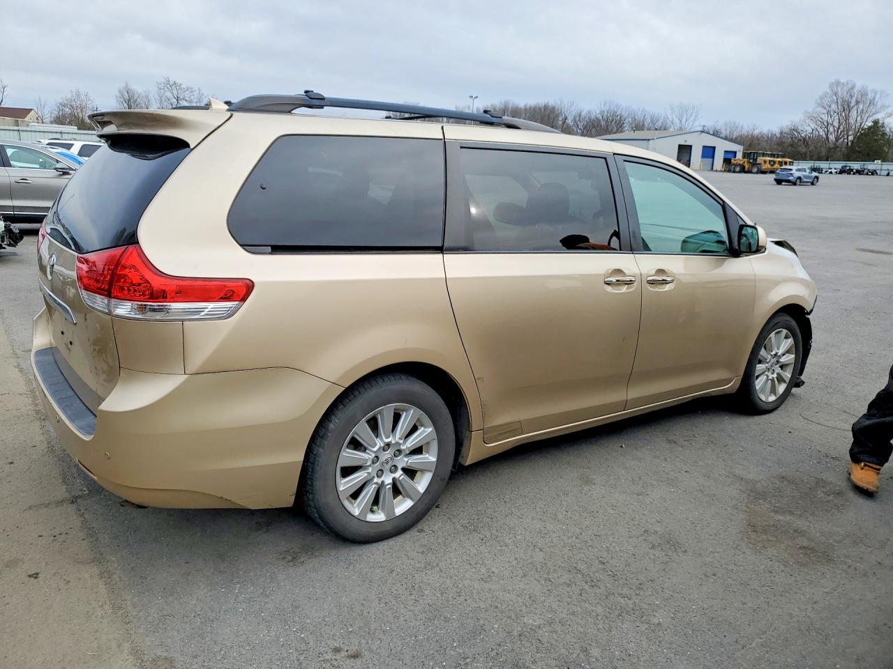 Toyota Sienna Limited 7-passenger
