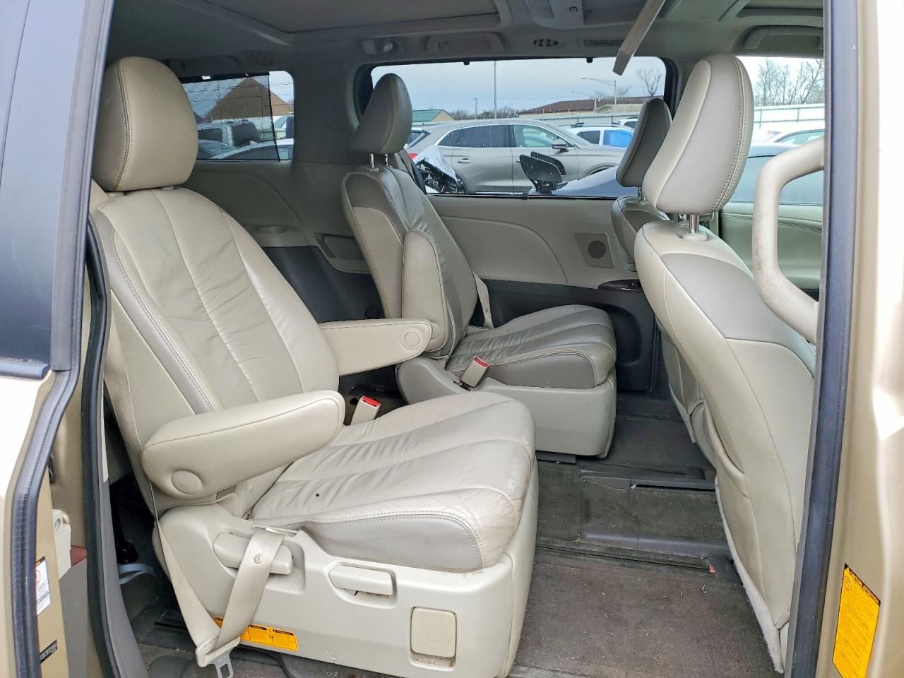 Toyota Sienna Limited 7-passenger