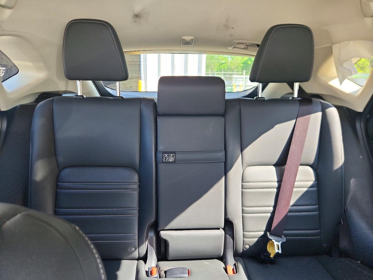 Lexus NX Base
