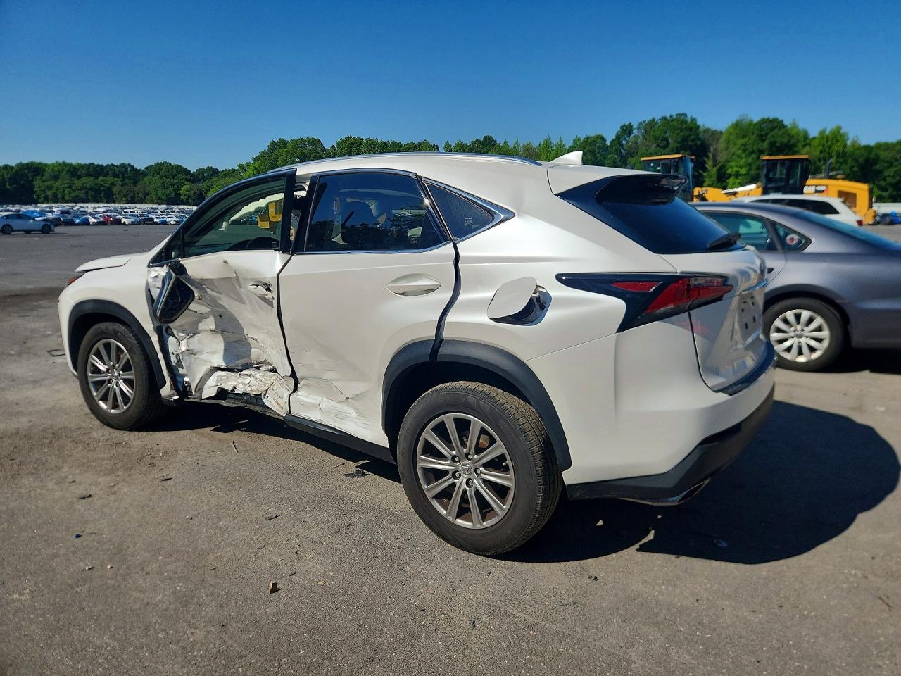 Lexus NX Base
