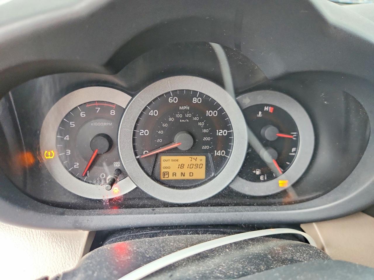 Toyota RAV4 Base