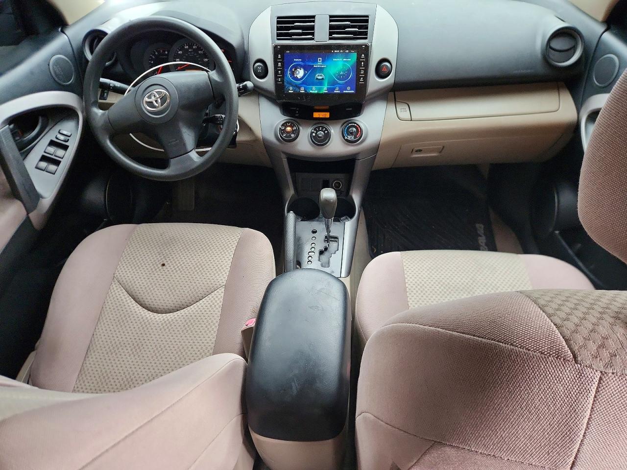 Toyota RAV4 Base