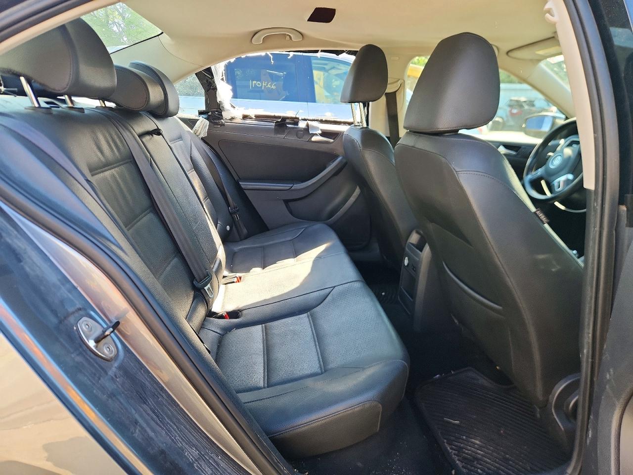 Volkswagen Jetta Se