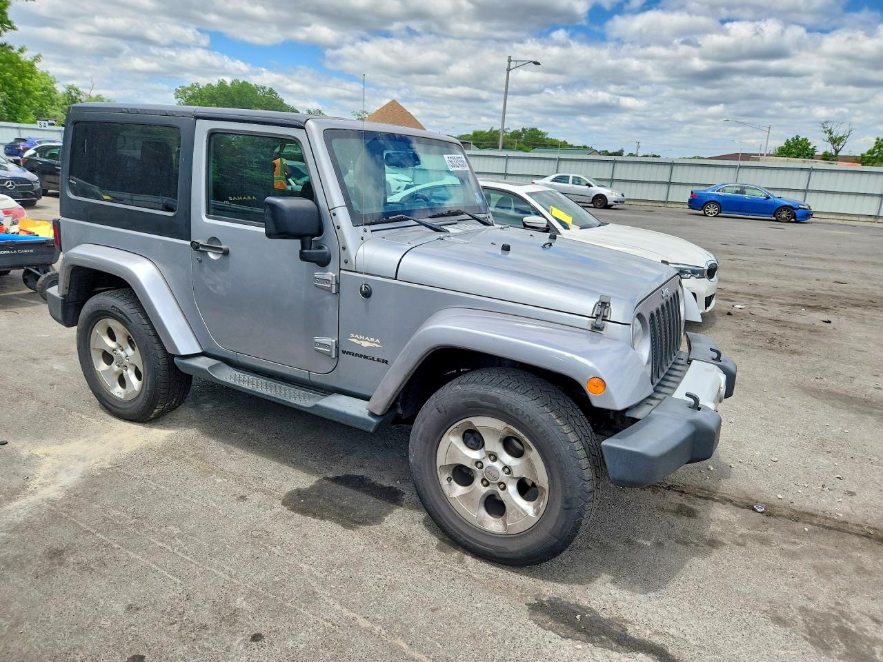 Jeep Wrangler Sahara