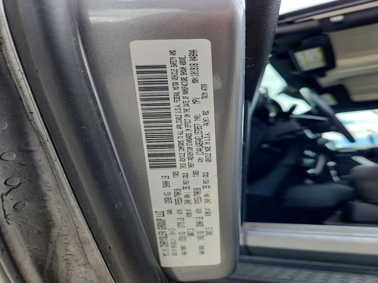 Jeep Wrangler Sahara