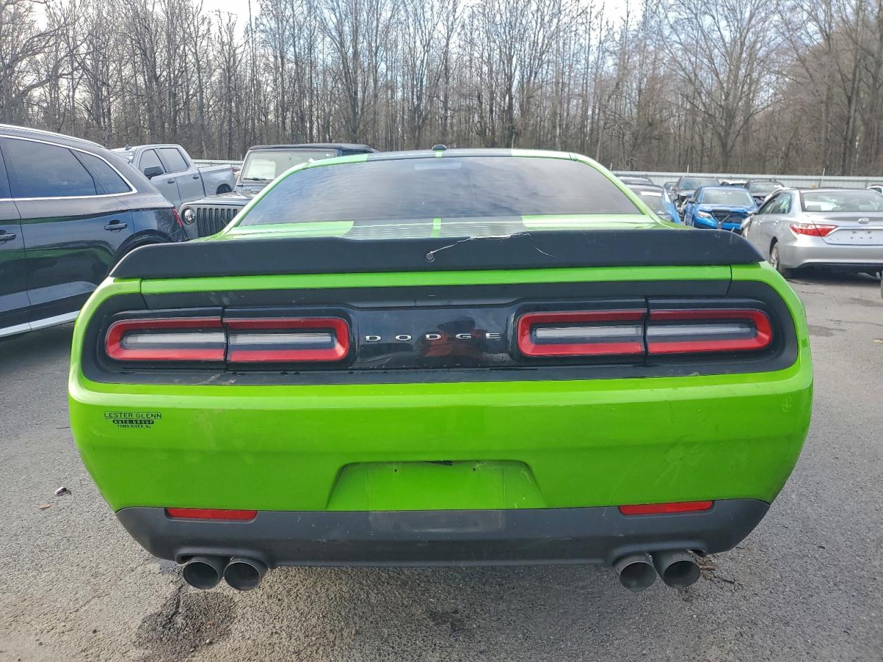 Dodge Challenger Sxt