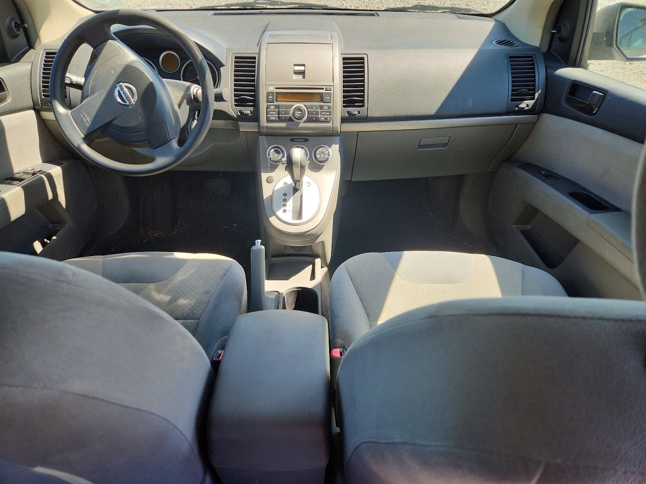 Nissan Sentra 2.0