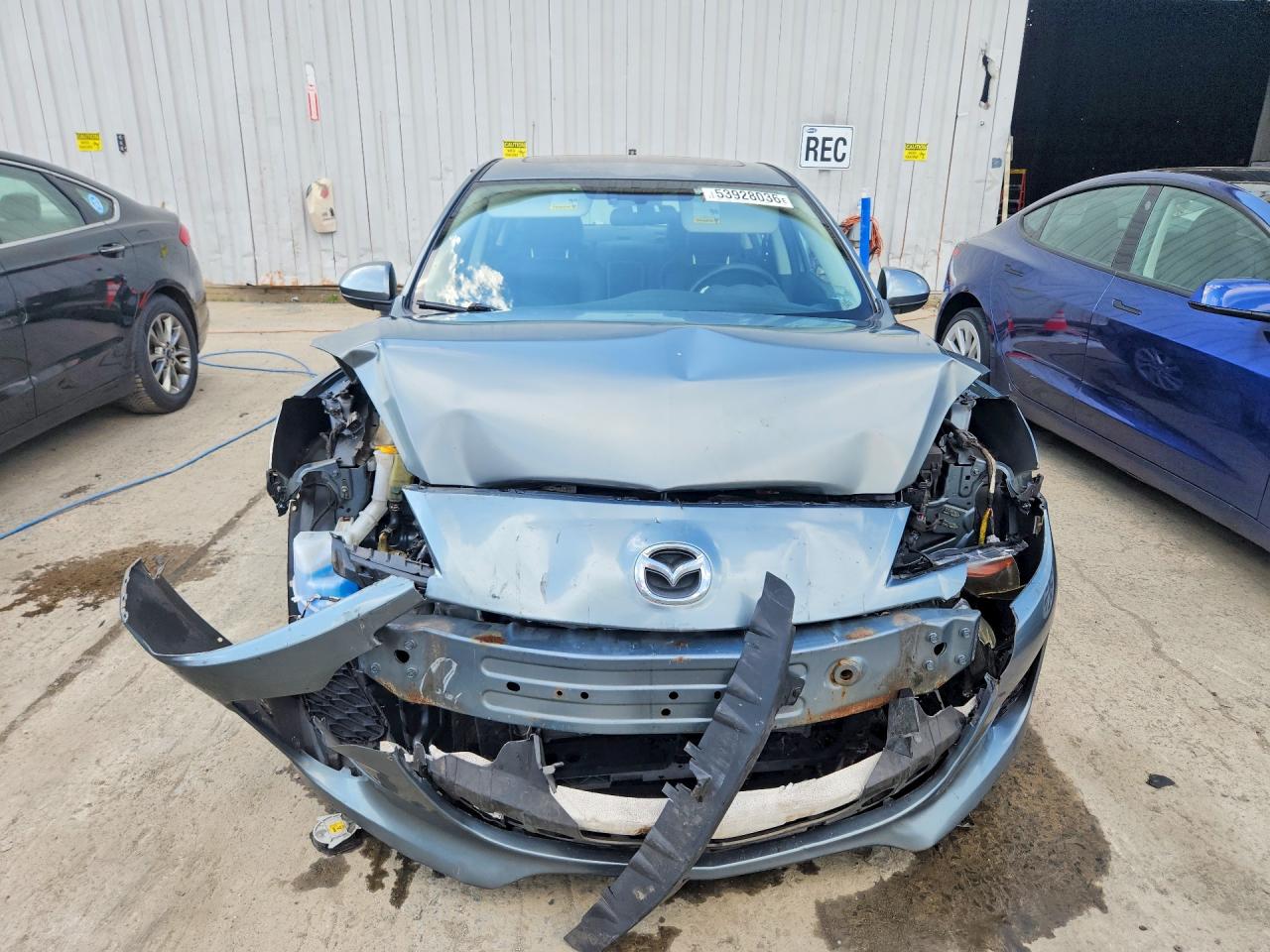 Mazda 3 I