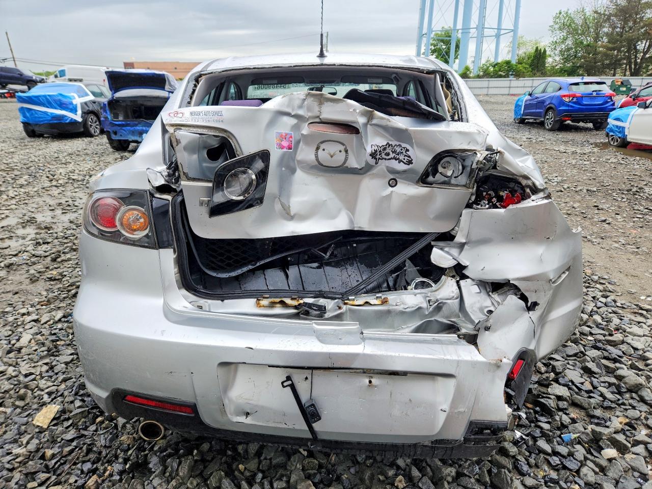 Mazda 3 I