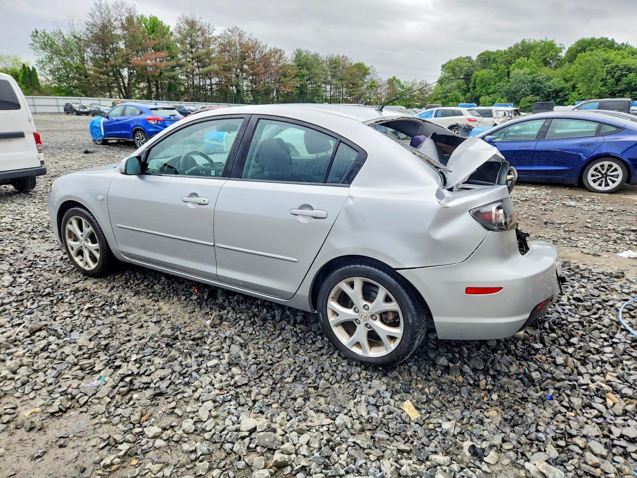 Mazda 3 I