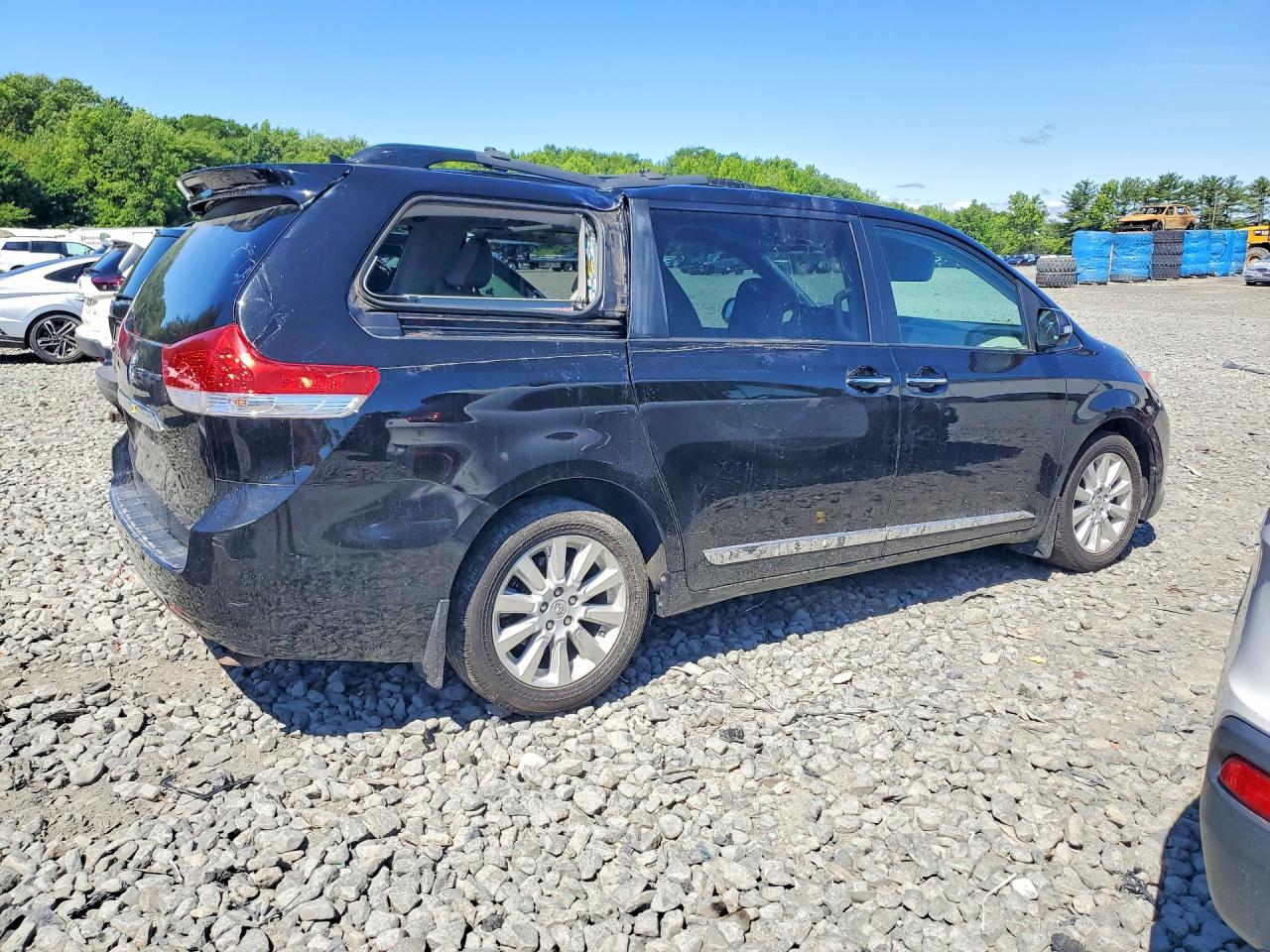 Toyota Sienna Limited 7-passenger
