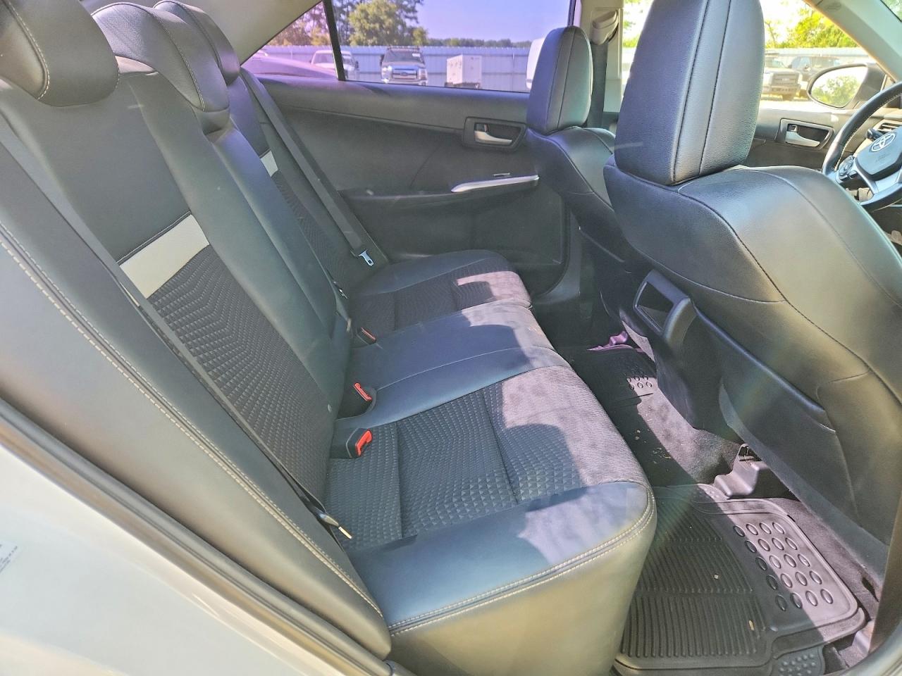 Toyota Camry Se