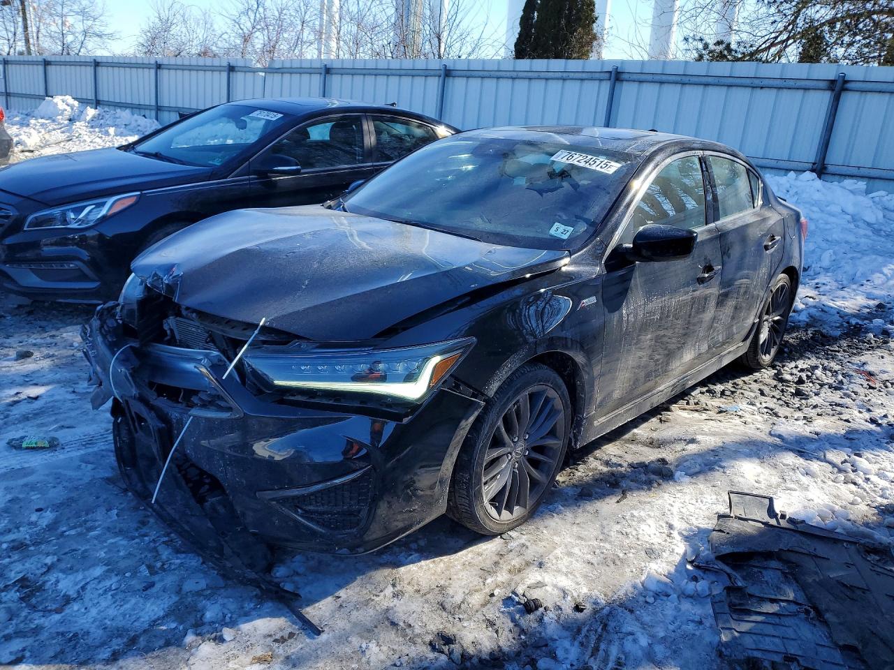 Salvage Acura ILX Image