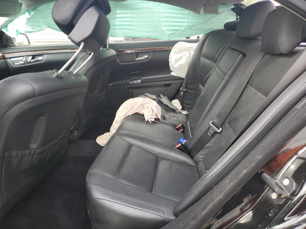 Mercedes-Benz S-Class 400
