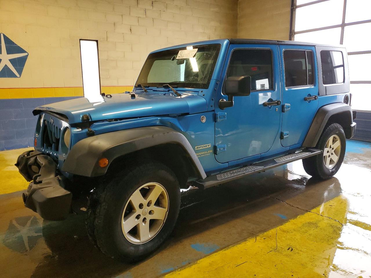 Salvage Jeep Wrangler Image