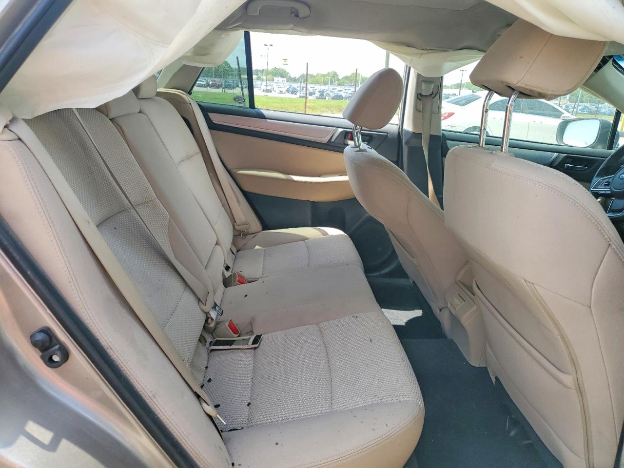 Subaru Outback 2.5i Premium