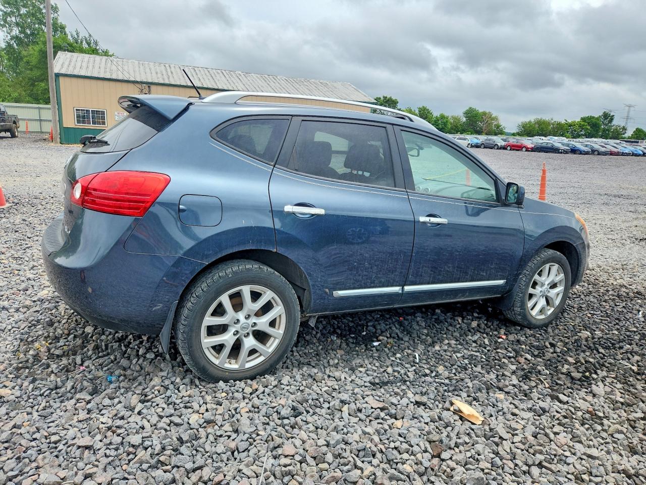 Nissan Rogue S